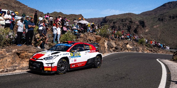 Alejandro Cachón lidera el 48 Rally Islas Canarias