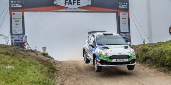 Jan Cerny sube a la segunda posición de la categoría WRC3