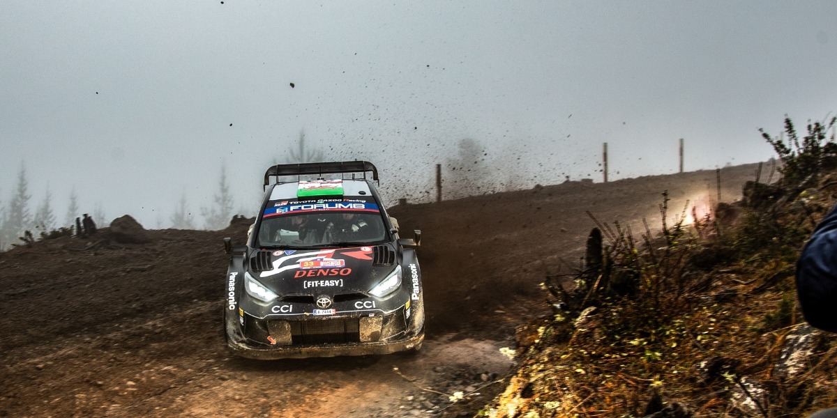 Elfyn Evans y Scott Martin