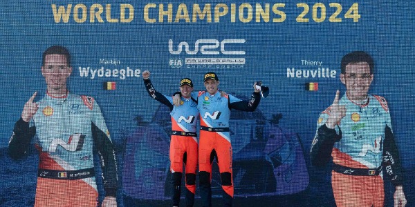 Thierry Neuville y Martijn Wydaeghe