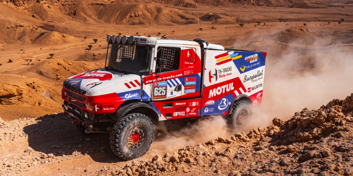 Pedro Peñate sigue completando etapas en el Rally Dakar