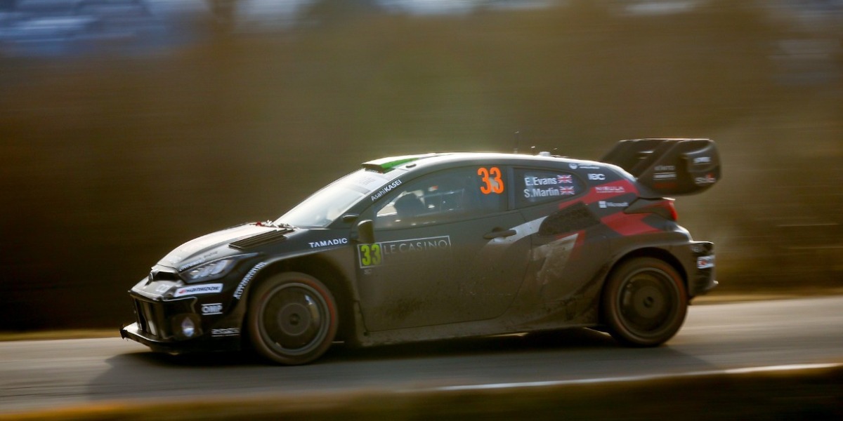 Elfyn Evans en acción