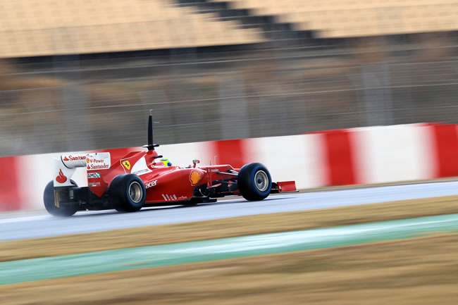 El piloto brasileño Felipe Massa en acción
