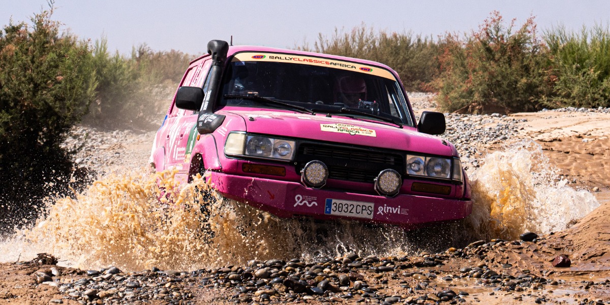 Rafa Lesmes y Tabatha Romon se mantienen en el top 10 del RallyClassics África