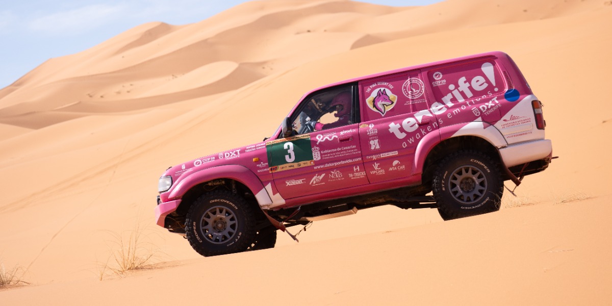 El Zorro Rosa aumenta el ritmo en el RallyClassics África 2025