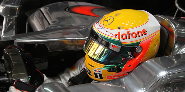 Lewis Hamilton, líder de los Libres 1