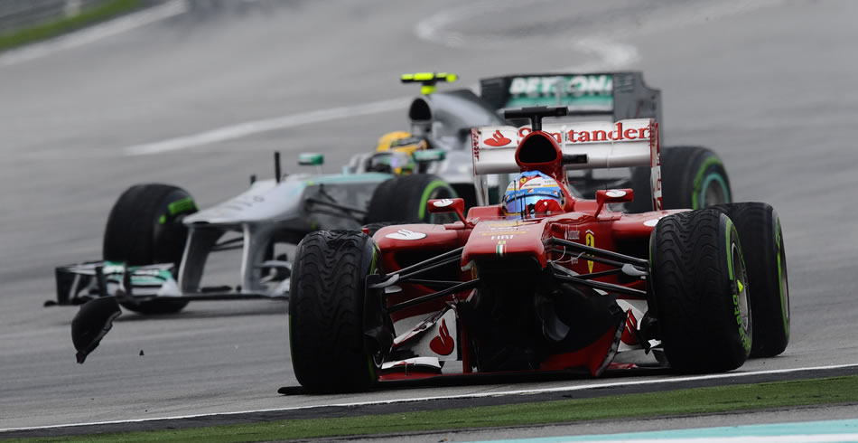 Fernando Alonso en su accidente en el Gran Premio de Malasia