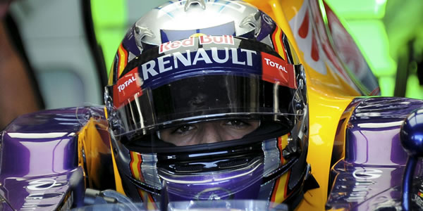 Carlos Sainz Junior se sube al Red Bull