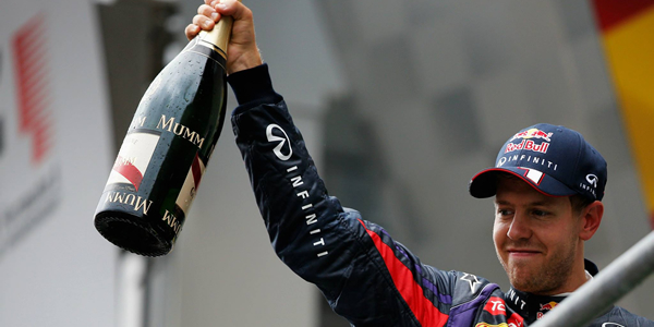 Sebastian Vettel en el podio del GP de Bélgica