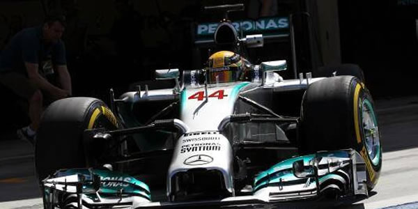 Lewis Hamilton fue el más rápido en el tercer día en Bahréin