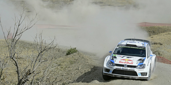 Ogier gana en México y es el nuevo líder del WRC