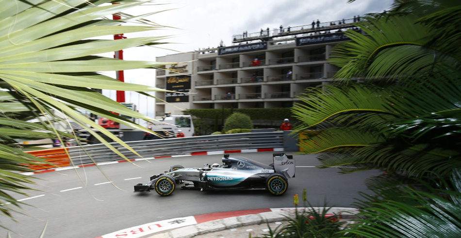 Primera pole de Hamilton en Mónaco