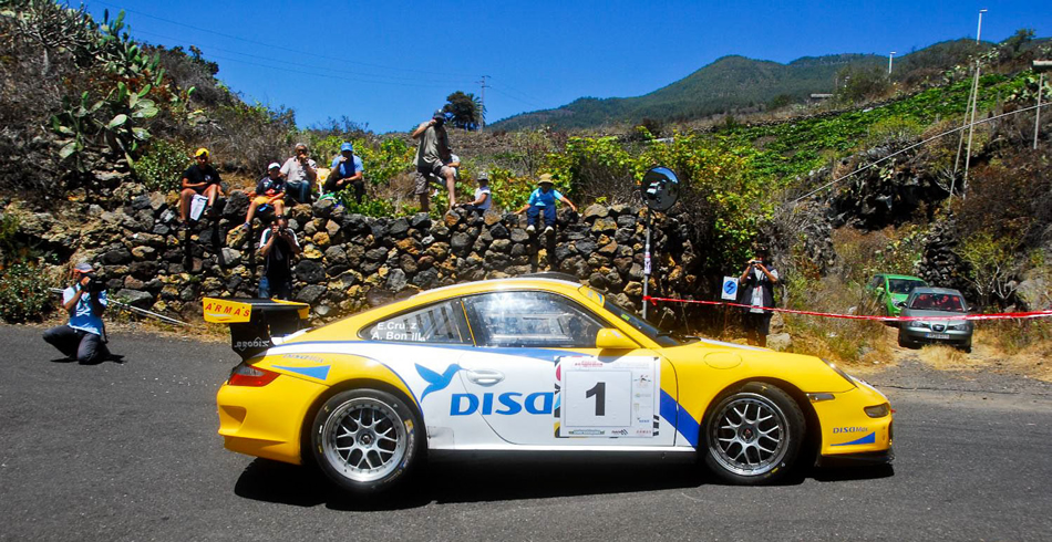 Enrique Cruz vence en el Rallye Senderos