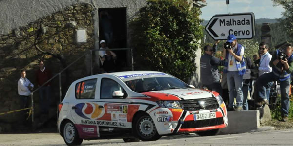 Pablo Suárez y David Rivero en la Sandero Rally Cup