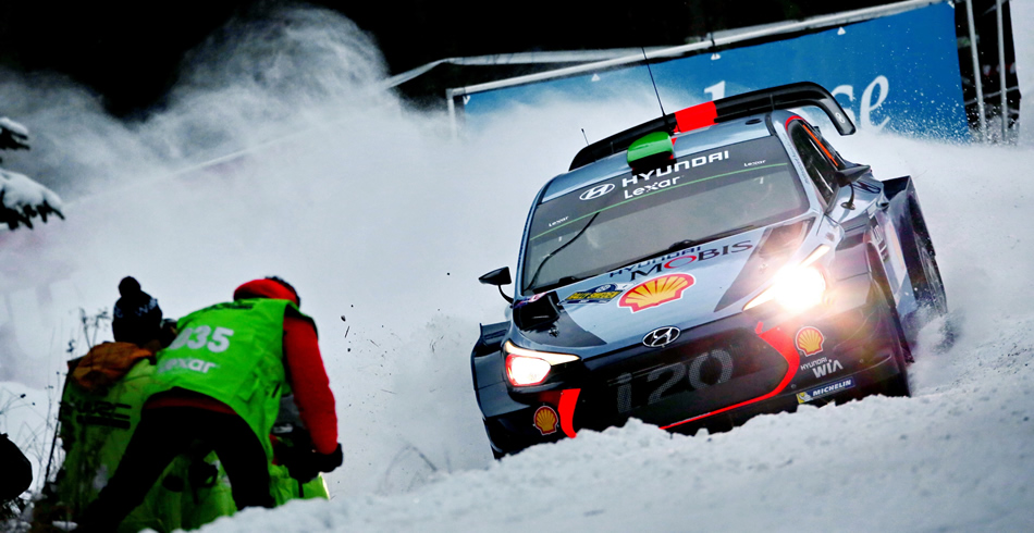 Thierry Neuville domina el Rally de Suecia