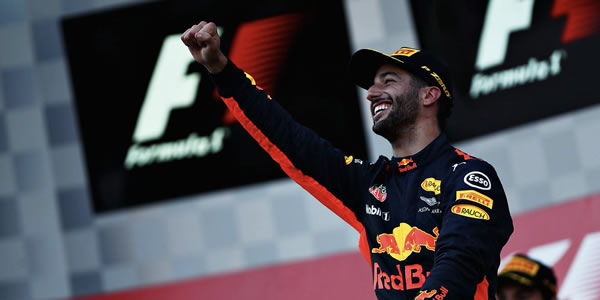 Daniel Ricciardo gana el GP de Europa 2017