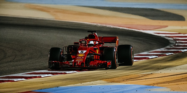 Vettel logra la victoria en Bahréin