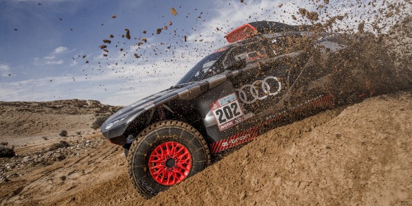 Carlos Sainz tercero en la séptima etapa del Rally Dakar