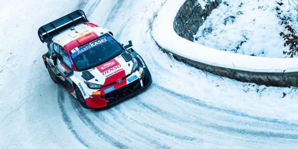 Ogier adelanta a Loeb en la general en el Rally de Montecarlo WRC