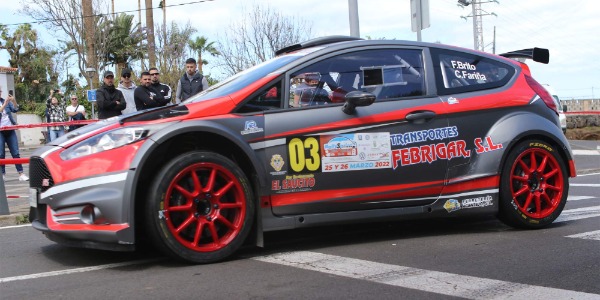 Félix Brito y Cristina Fariña comienzan temporada en el Rallye Orvecame Norte