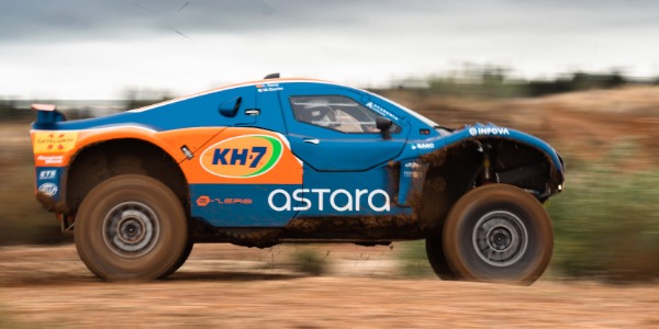 Laia Sanz, a por su segundo Dakar en coches con más ambición