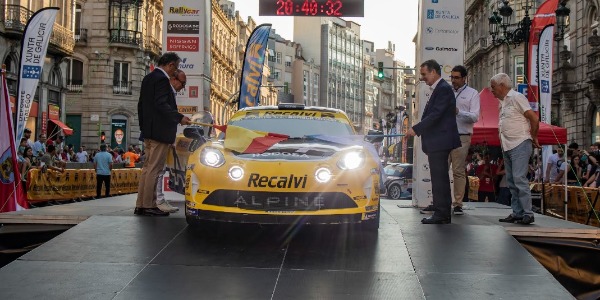 Máxima expectación en Vigo con el Rallye Recalvi Rías Baixas
