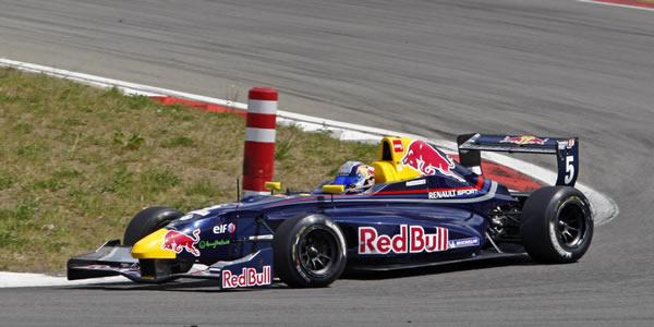 Doblete de Carlos Sainz Júnior en Nurburgring