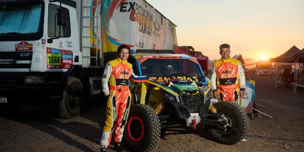 Pedro Peñate y Rosa Romero completan el Dakar 2024