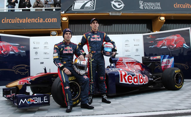 Presentación de Toro Rosso en 2011